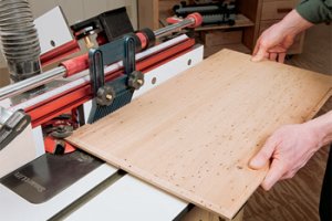 Cutting cove in top panel of tool chest